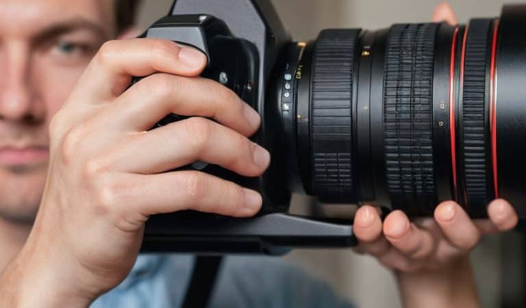 A Guide to What Is the Best Lens for Portrait Photography