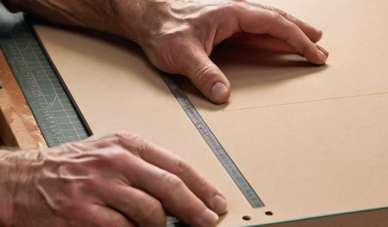 A Simple Guide on How to Cut a Mat for a Picture Frame